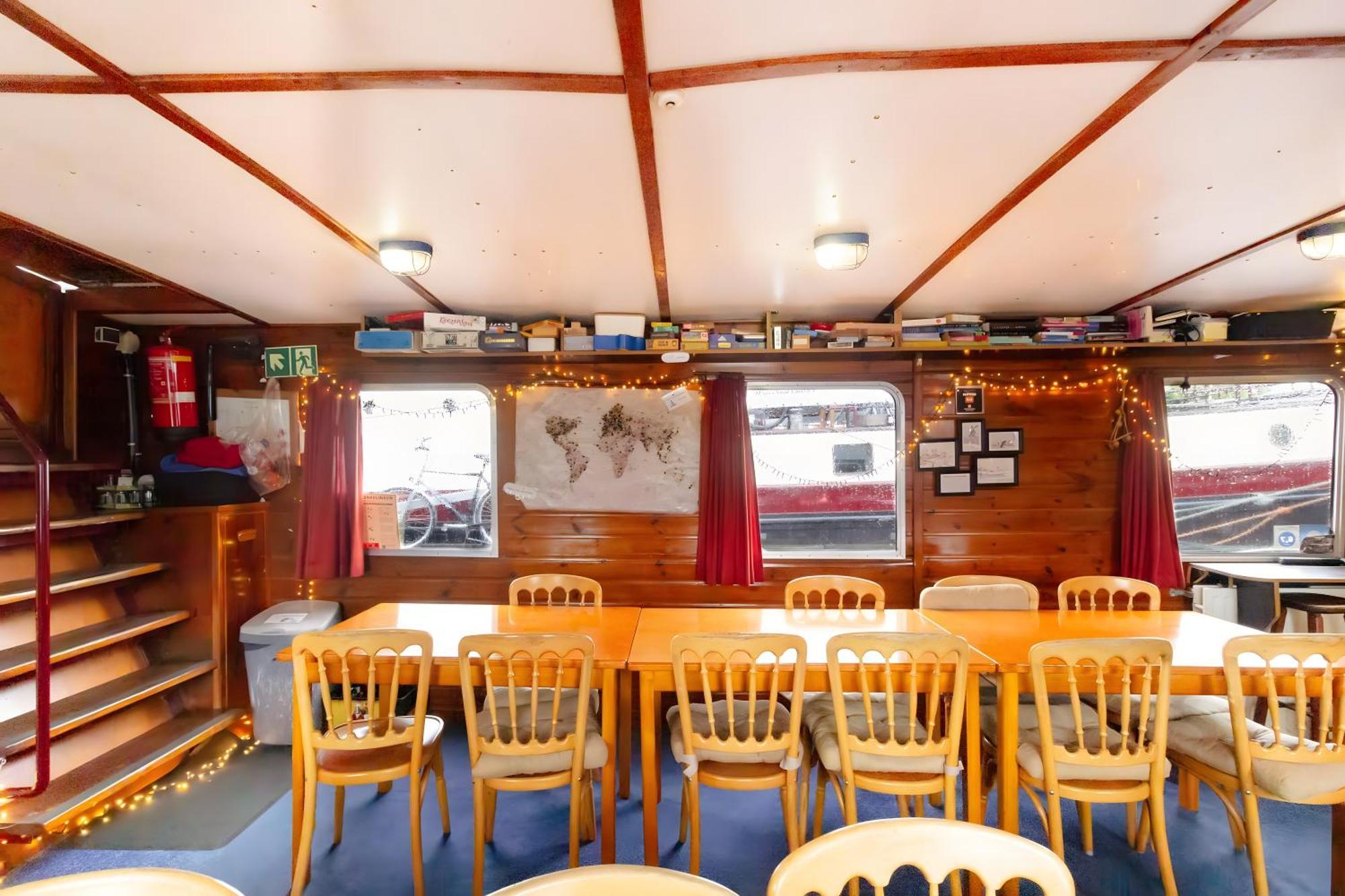 Intersail Hostel - Avontuur Amszterdam Kültér fotó