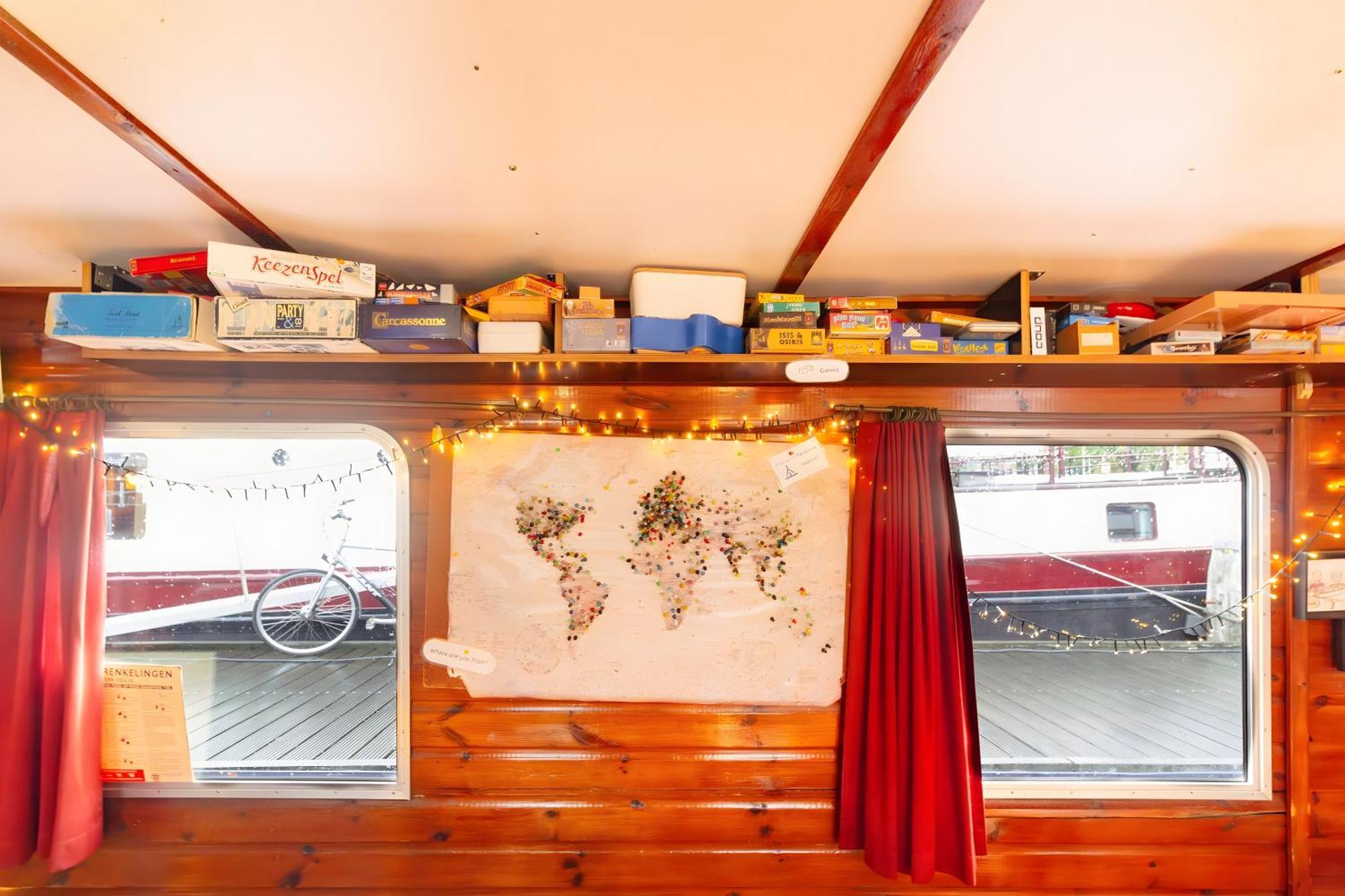 Intersail Hostel - Avontuur Amszterdam Kültér fotó